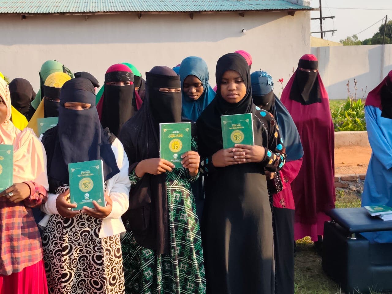 Quran Distribution 17